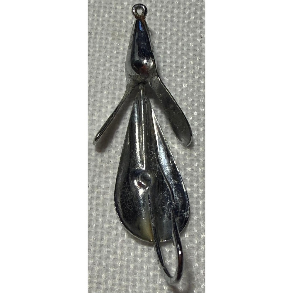 Vintage Silver Tone Metal Winged Propeller Fishing Lure Single Hook Tackle NB051